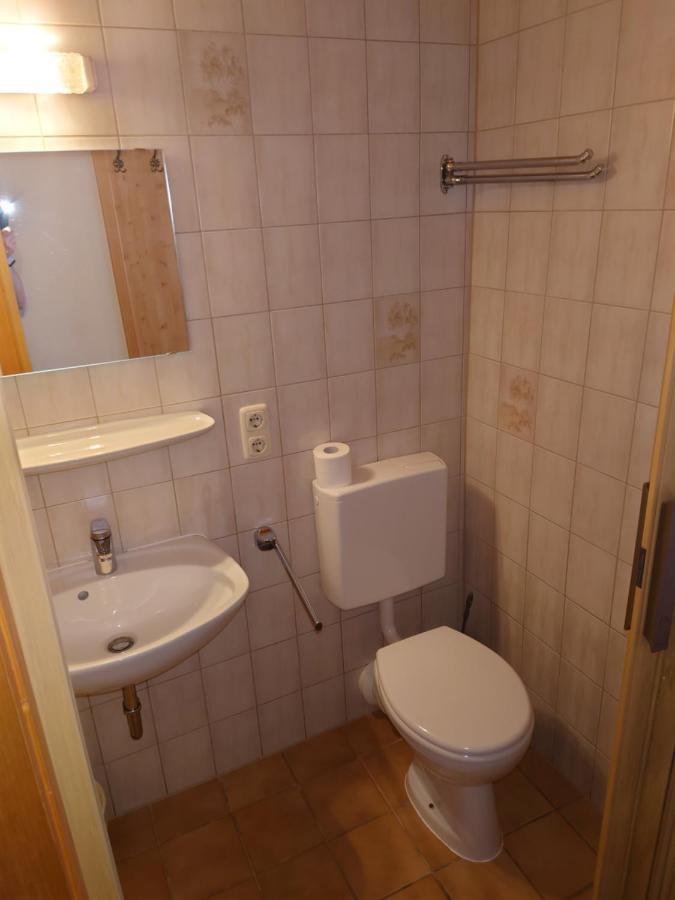 Gasthof Pension Altwirt Sachsenkam Экстерьер фото