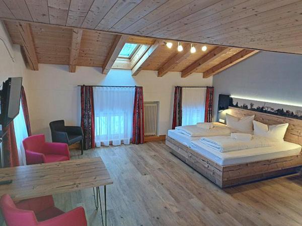 Gasthof Pension Altwirt Sachsenkam Экстерьер фото
